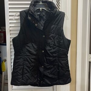 New York and company puffer vest NN